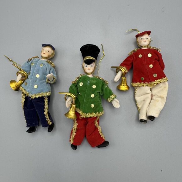 Vtg Lot of 3 Bisque French Horn Musicians Soldiers Christmas Ornaments Taiwan 5" - Picture 2 of 6